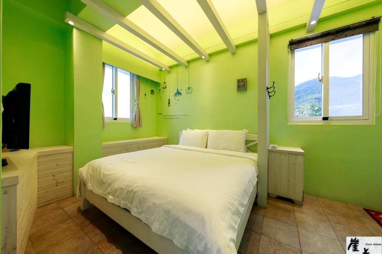 崖上民宿 Cliff House B&B Fengbin Esterno foto